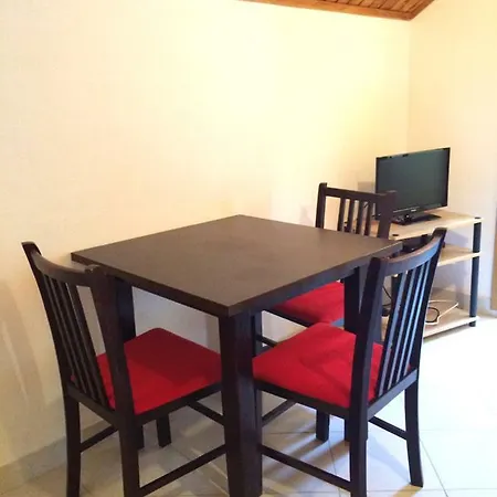 Apartman S Terasom Lägenhet *