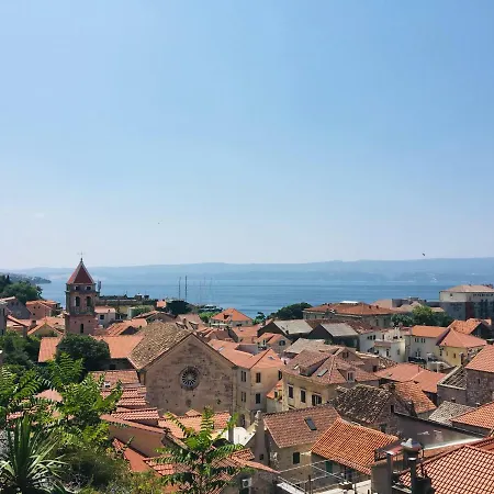 Apartman S Terasom Dugi Rat